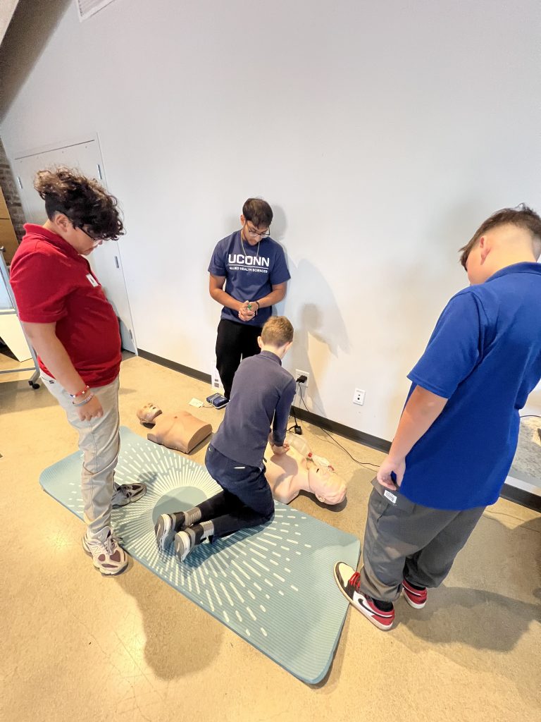 students doing CPR